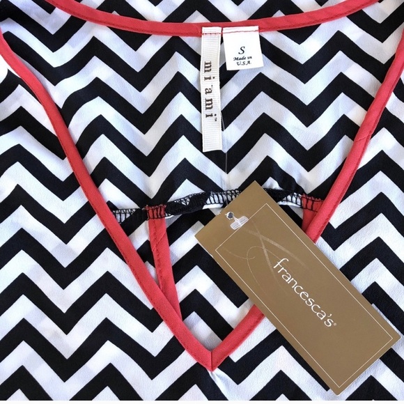 NWT Francesca's Miami Chevron Tunic Blouse - Picture 4 of 5